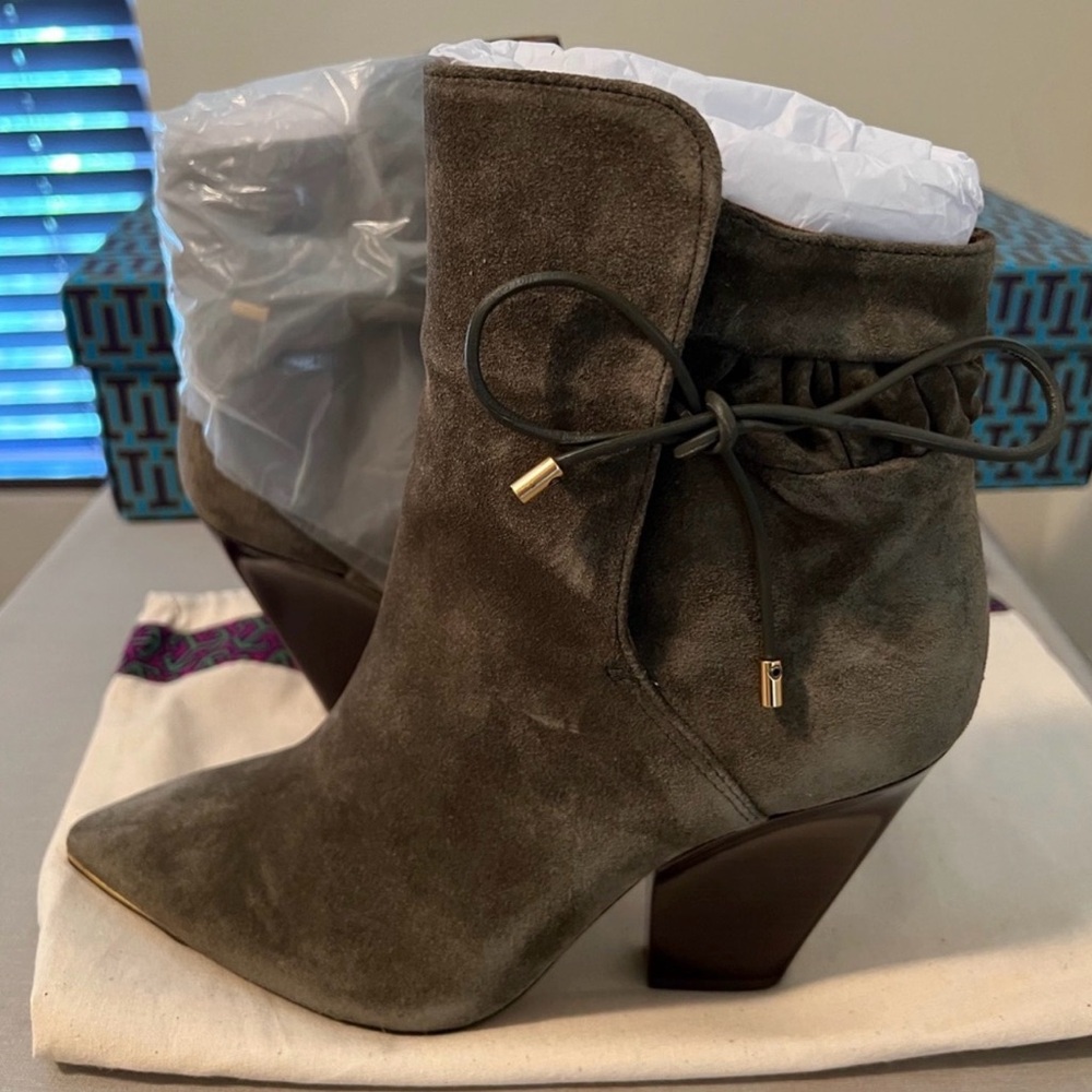 Tory Burch Lila Suede Ankle Boots